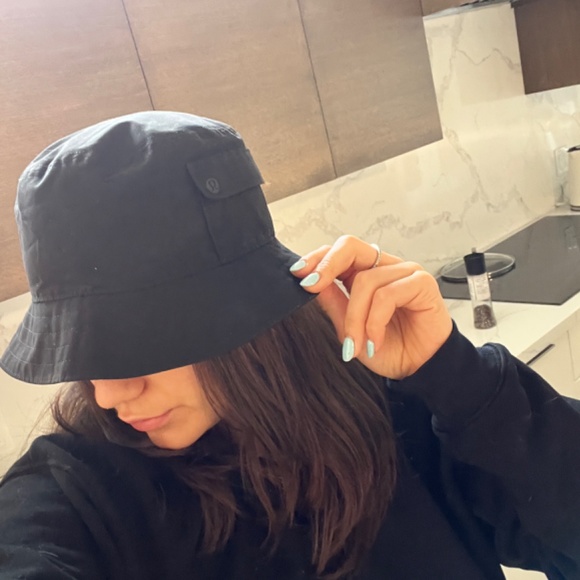 Lululemon bucket hat - Picture 3 of 3